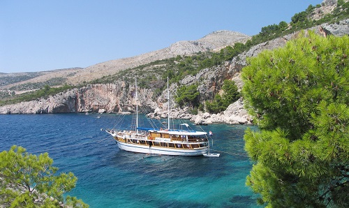 Croatia: Intimate cruising in the Adriatic Sea